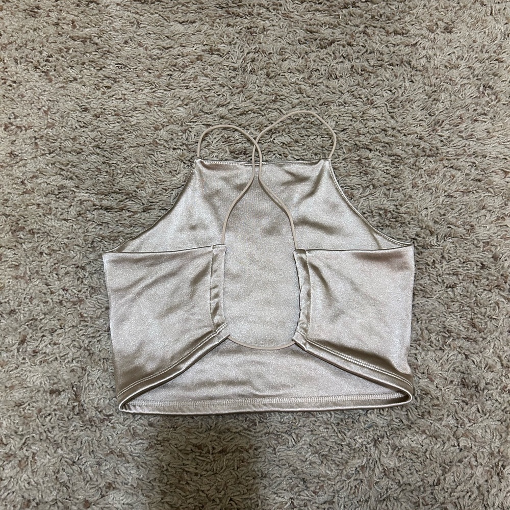 Garage Crop Top - Picture 2 of 3